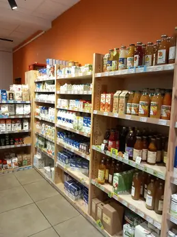 384-biocoop-la-juncha-st-jean-st-nicolas-magasin-alimentation-bio-lait-laitage-boisson-jus-de-fruit.webp