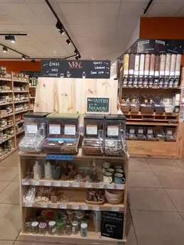 384-biocoop-la-juncha-st-jean-st-nicolas-magasin-alimentation-bio-vrac-biscuit-cafe-the.webp